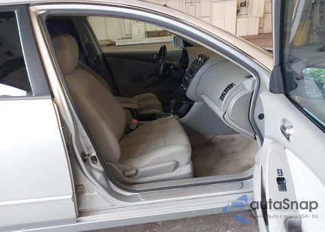 2010 Nissan Altima 2.5 S from USA, damaged, VIN 1N4AL2AP9AN427660